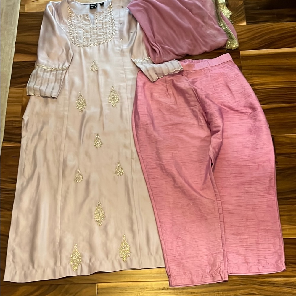 Elegant light purple and Pink Embroidered Dress Set Cotton - Picture 2 of 4